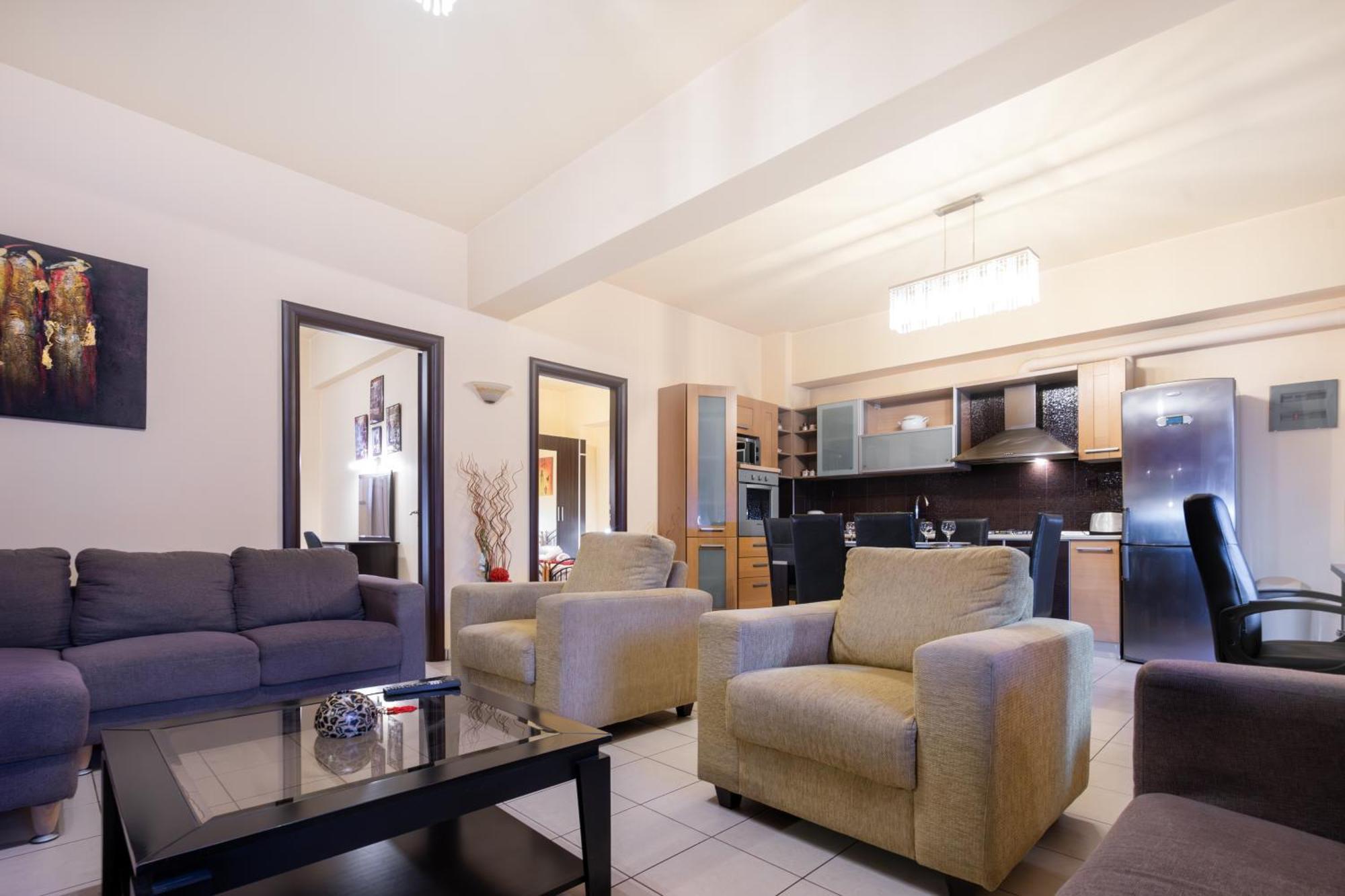 Colonial Family Apartment #4 Ground Floor ฟาลิรากี ภายนอก รูปภาพ